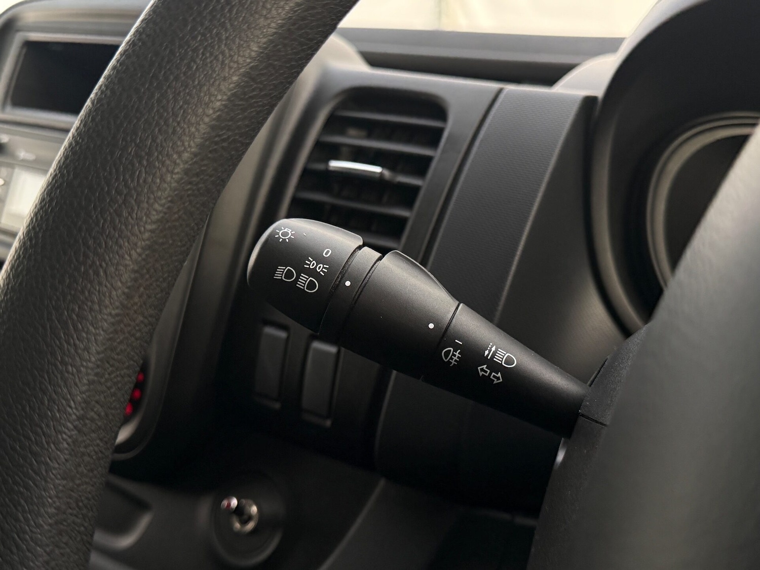 Used Nissan NV300 2021 for sale - 76966068: Photo 22