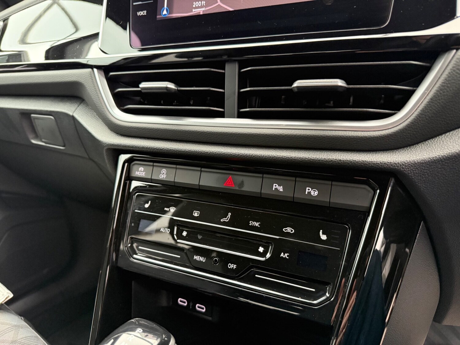 Used Volkswagen T-Roc 2022 for sale - 77493858: Photo 13