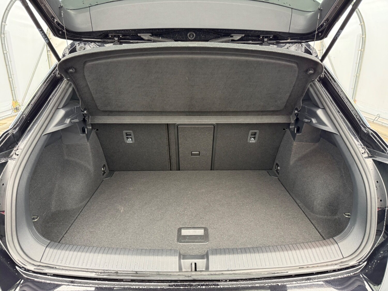 Used Volkswagen T-Roc 2022 for sale - 77493858: Photo 22