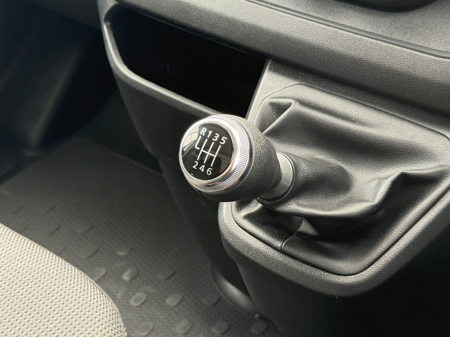 Used Renault Trafic 2023 for sale - 76966072: Photo 25