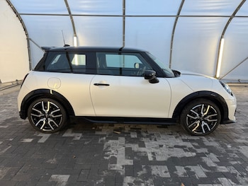 Used MINI Cooper 2025 for sale - 77589877: Photo