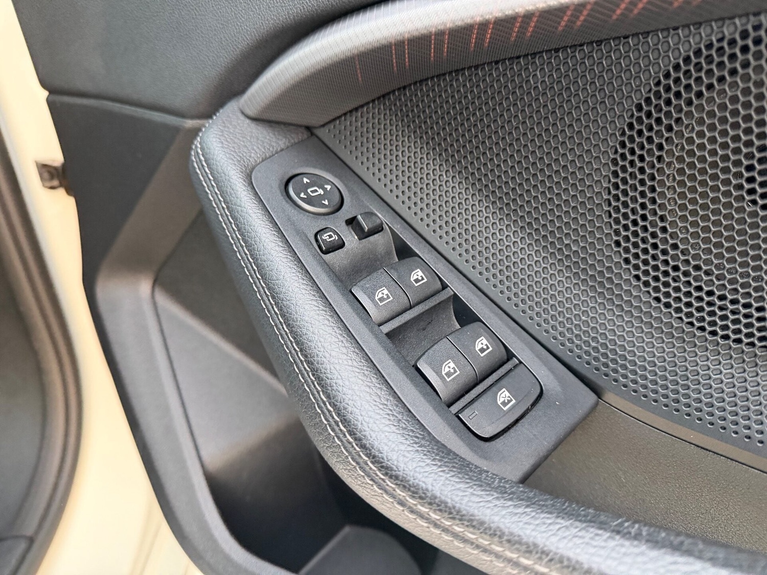 Used BMW 1 Series 2020 for sale - 76958640: Photo 29