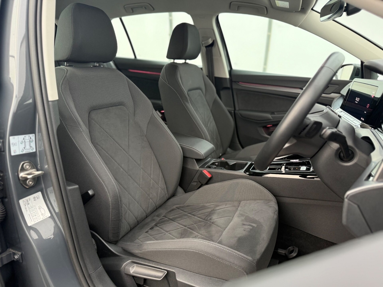 Used Volkswagen Golf 2023 for sale - 76966070: Photo 22