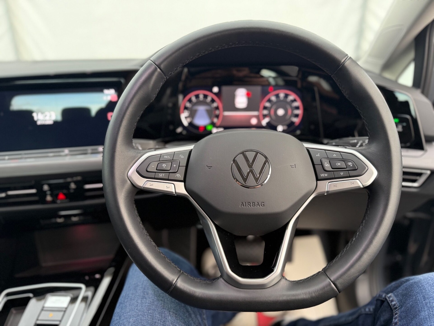 Used Volkswagen Golf 2023 for sale - 76966070: Photo 24