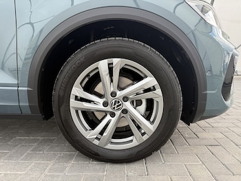 Used Volkswagen T-Roc 2023 for sale - 78669113: Photo