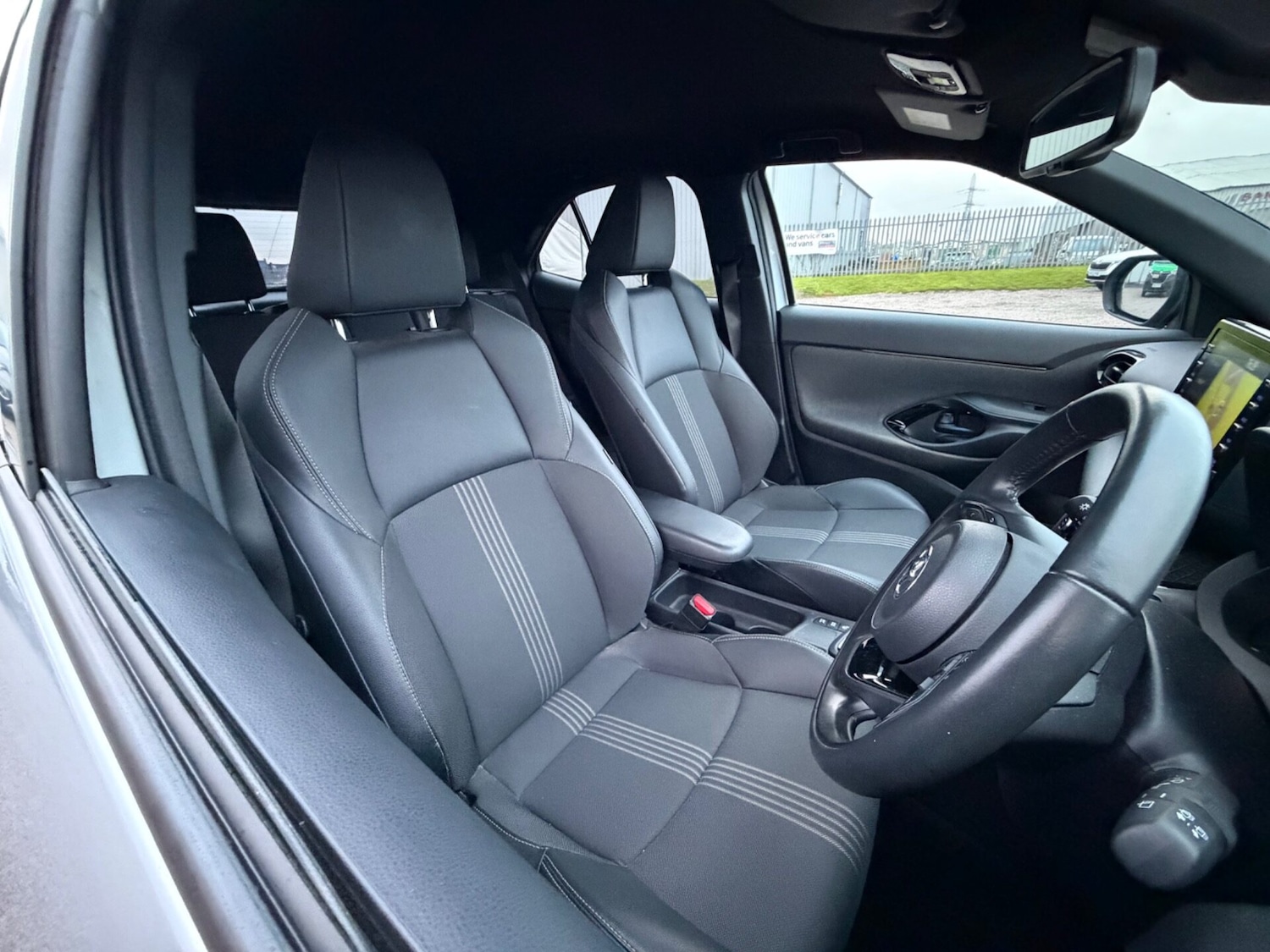 Used Toyota Yaris Cross 2022 for sale - 77493848: Photo 4