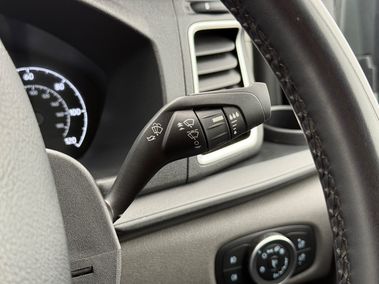 Used Ford Transit Custom 2023 for sale - 76966066: Photo 34