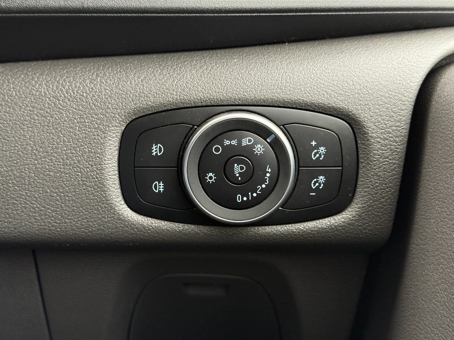 Used Ford Transit Custom 2023 for sale - 76966066: Photo 35