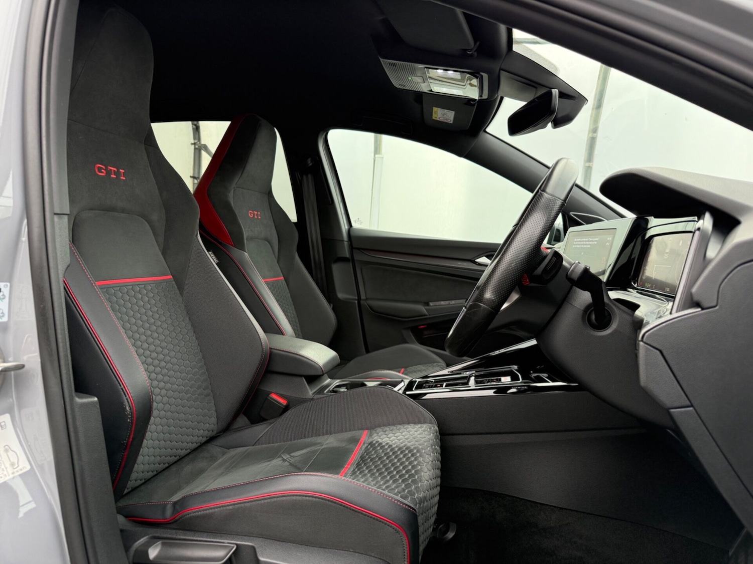 Used Volkswagen Golf 2023 for sale - 76966063: Photo 10