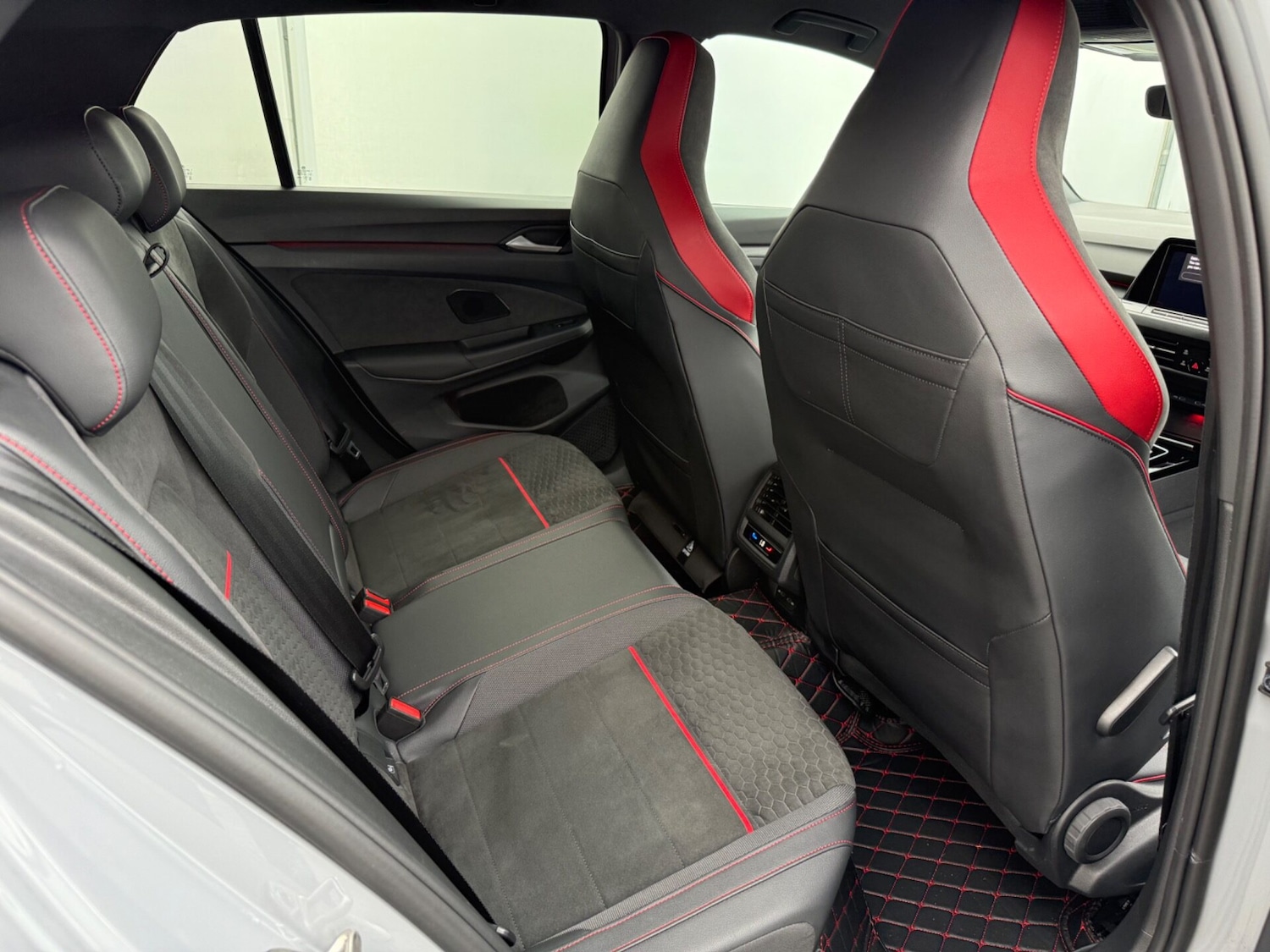 Used Volkswagen Golf 2023 for sale - 76966063: Photo 12