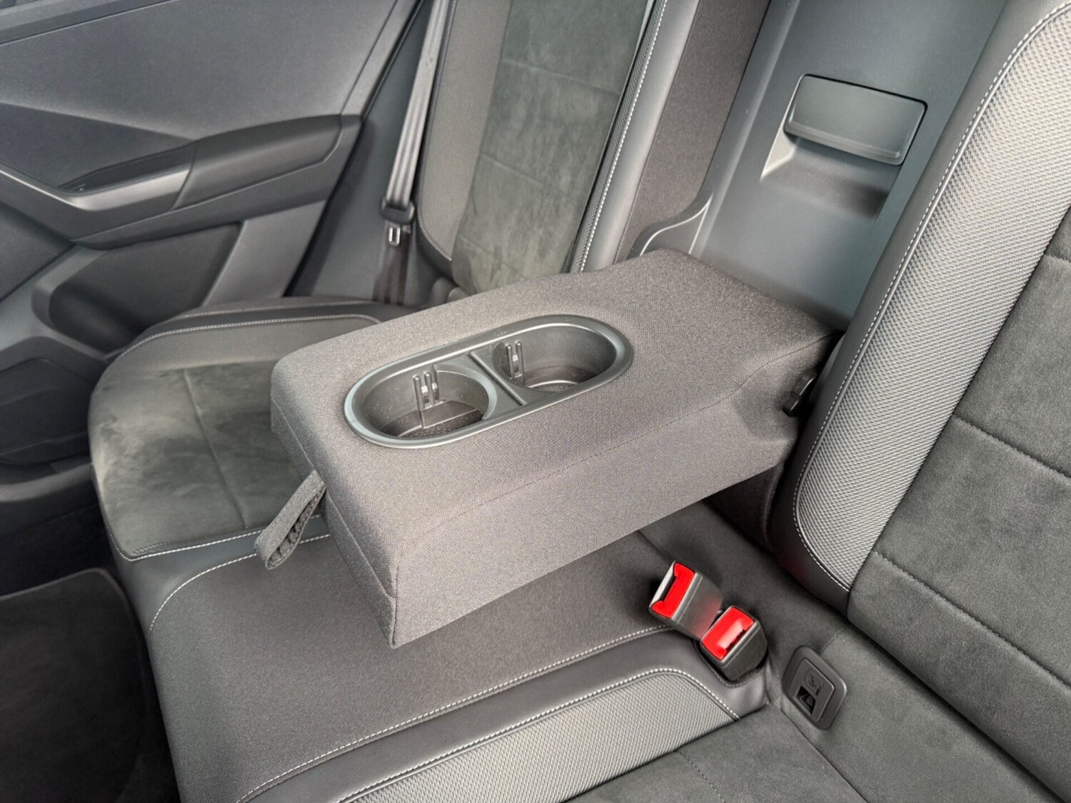 Used Volkswagen T-Roc 2025 for sale - 78149934: Photo 11