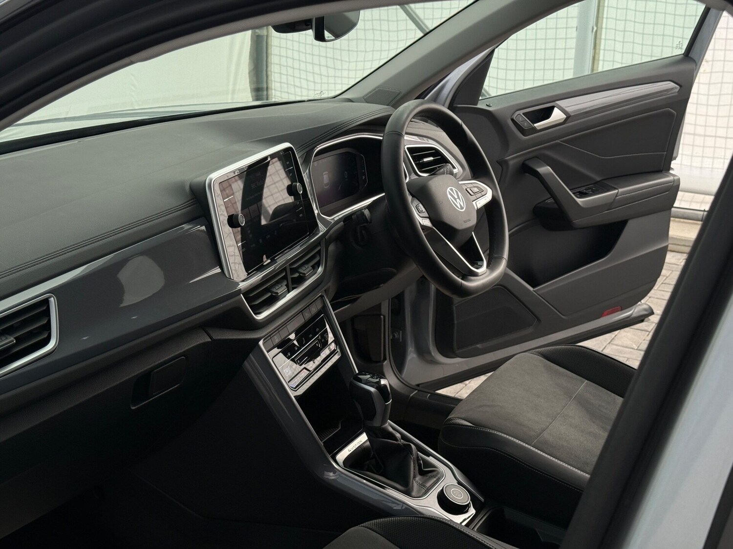 Used Volkswagen T-Roc 2025 for sale - 78149934: Photo 23