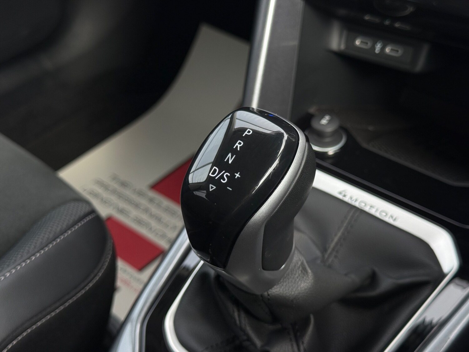 Used Volkswagen T-Roc 2025 for sale - 78149934: Photo 30