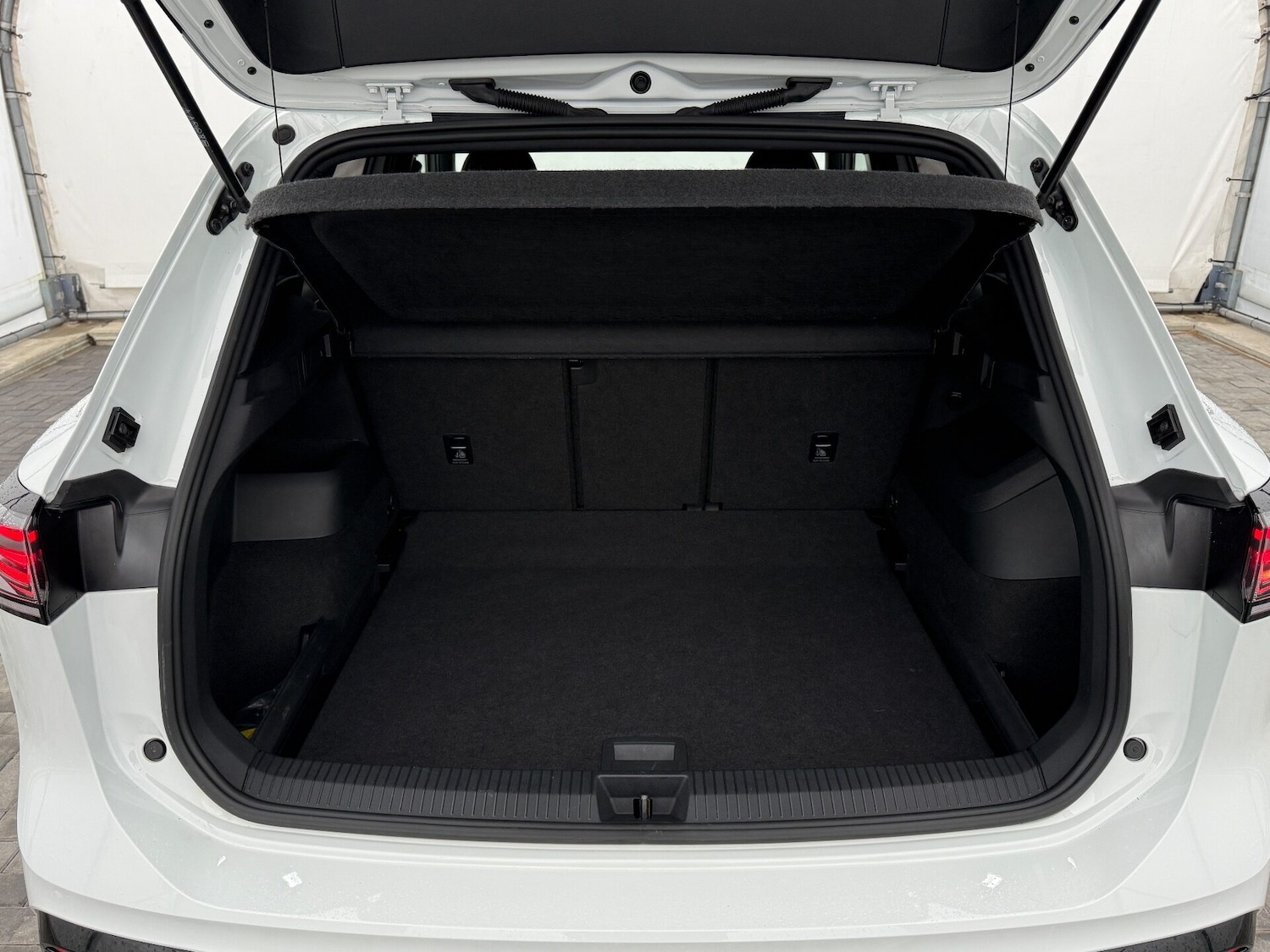 Used Volkswagen Tiguan 2024 for sale - 76966069: Photo 26