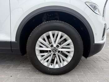 Used Volkswagen T-Roc 2024 for sale - 78343504: Photo