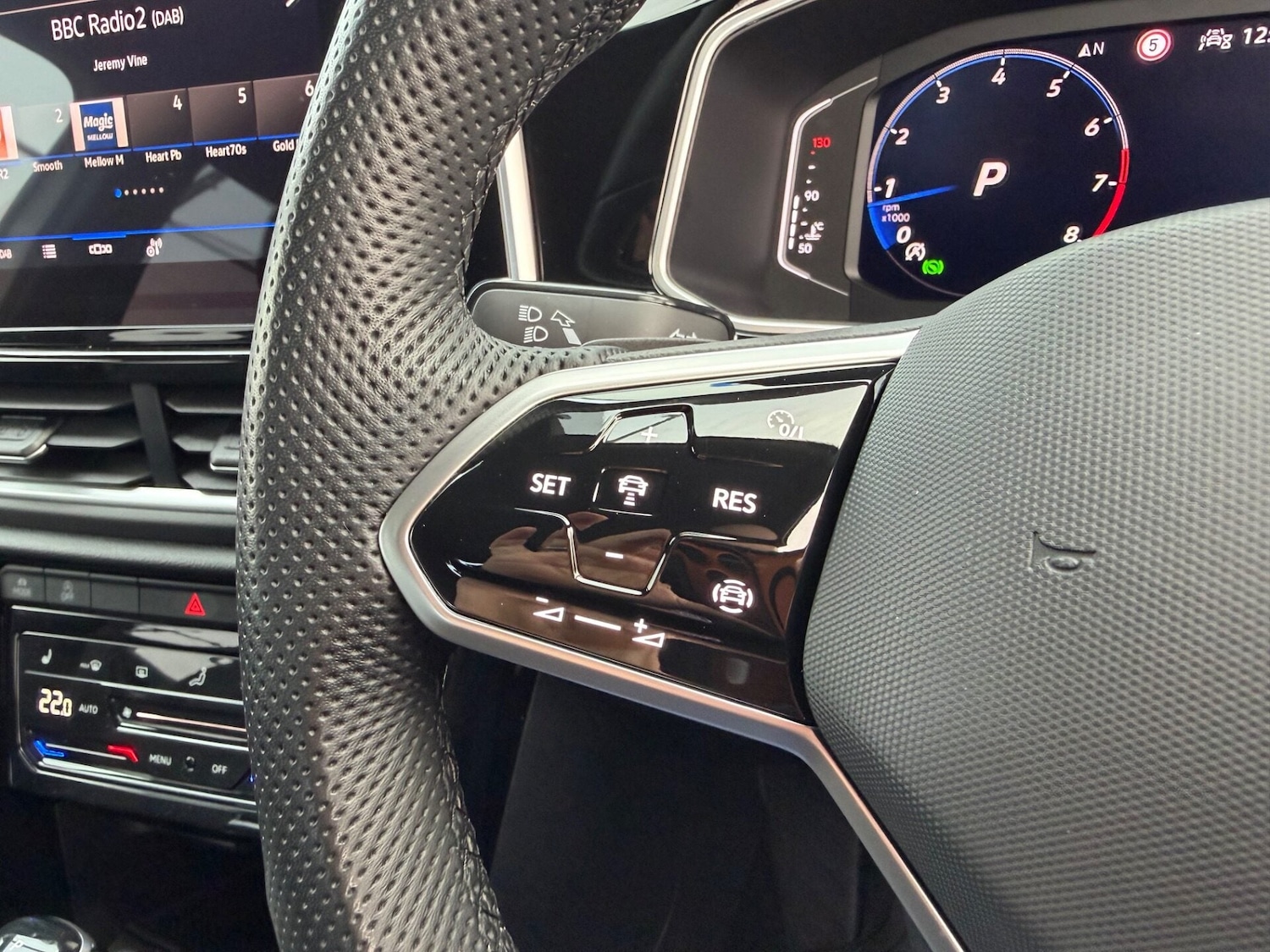 Used Volkswagen T-Roc 2023 for sale - 77716282: Photo 19