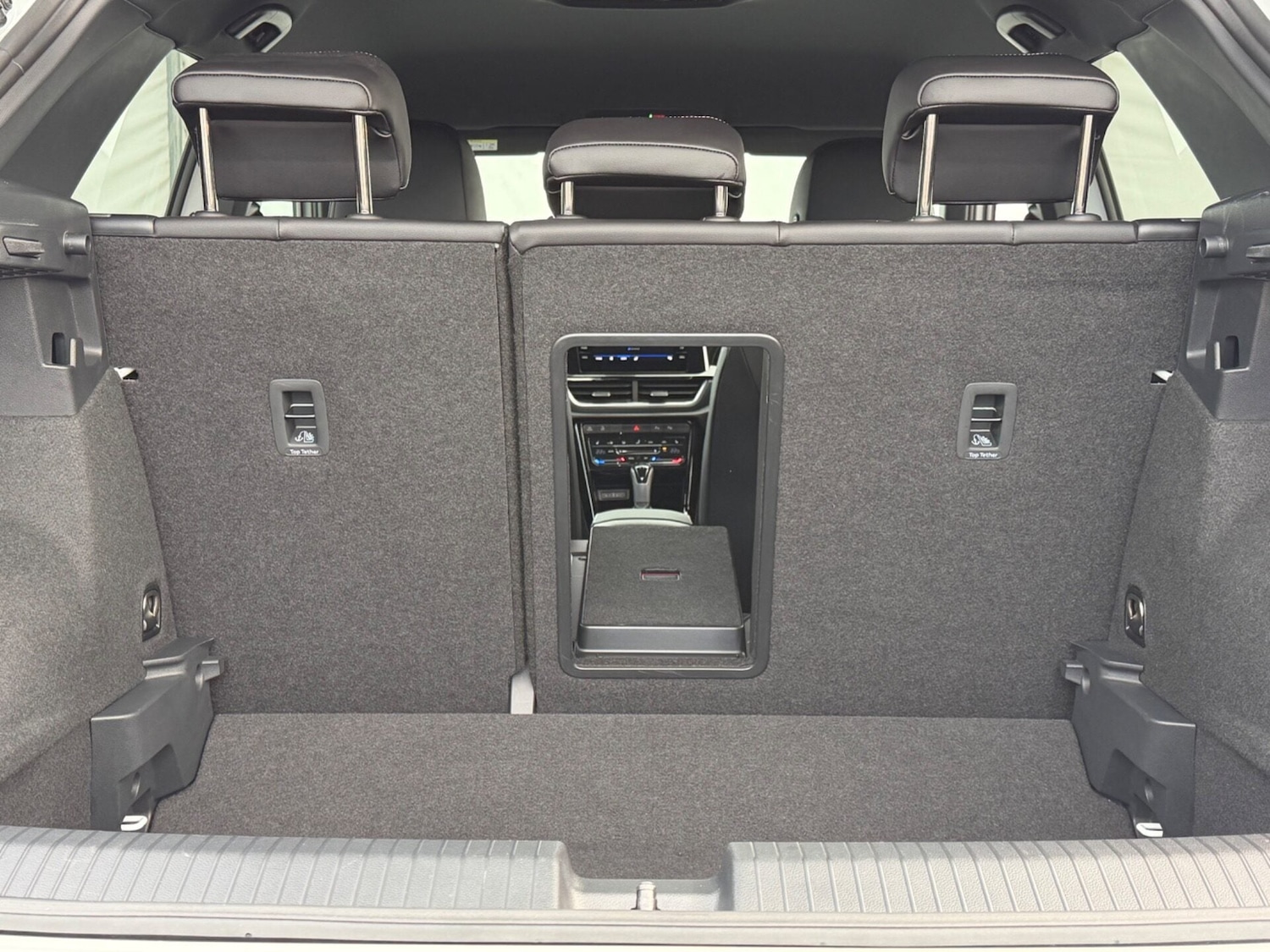 Used Volkswagen T-Roc 2023 for sale - 77716282: Photo 36