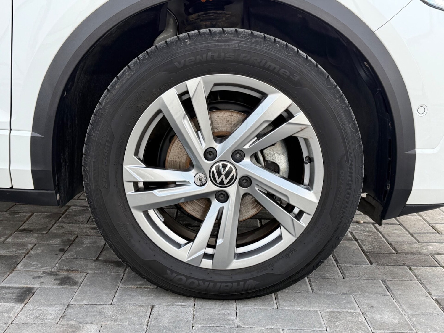 Used Volkswagen T-Roc 2023 for sale - 77716282: Photo 8