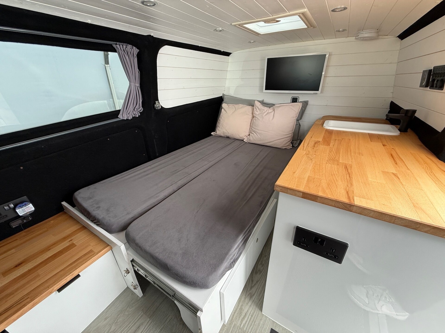 Used Ford Transit Custom 2017 for sale - 76966062: Photo 11