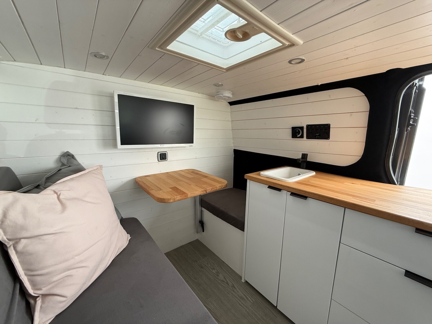 Used Ford Transit Custom 2017 for sale - 76966062: Photo 12