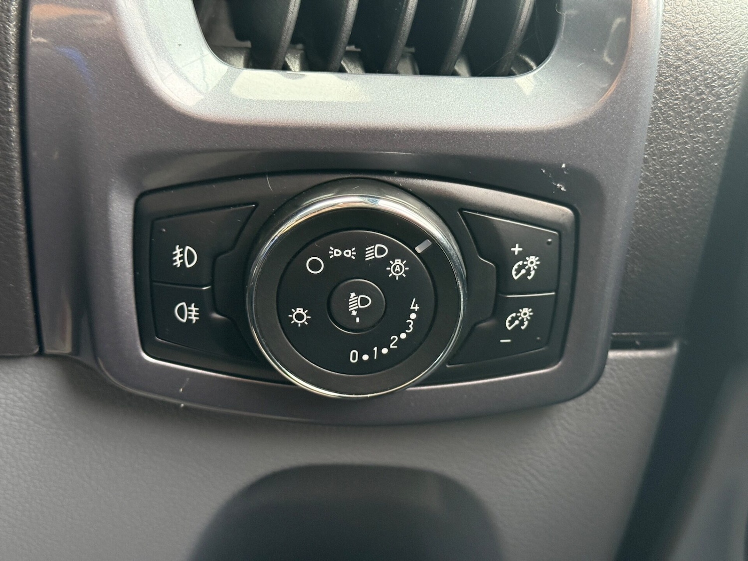 Used Ford Transit Custom 2017 for sale - 76966062: Photo 37