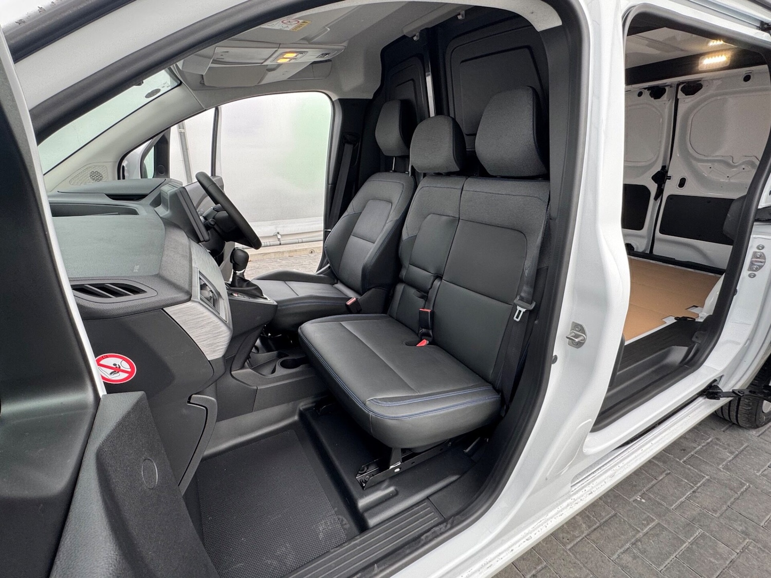 Used Nissan Other 2025 for sale - 76966061: Photo 10