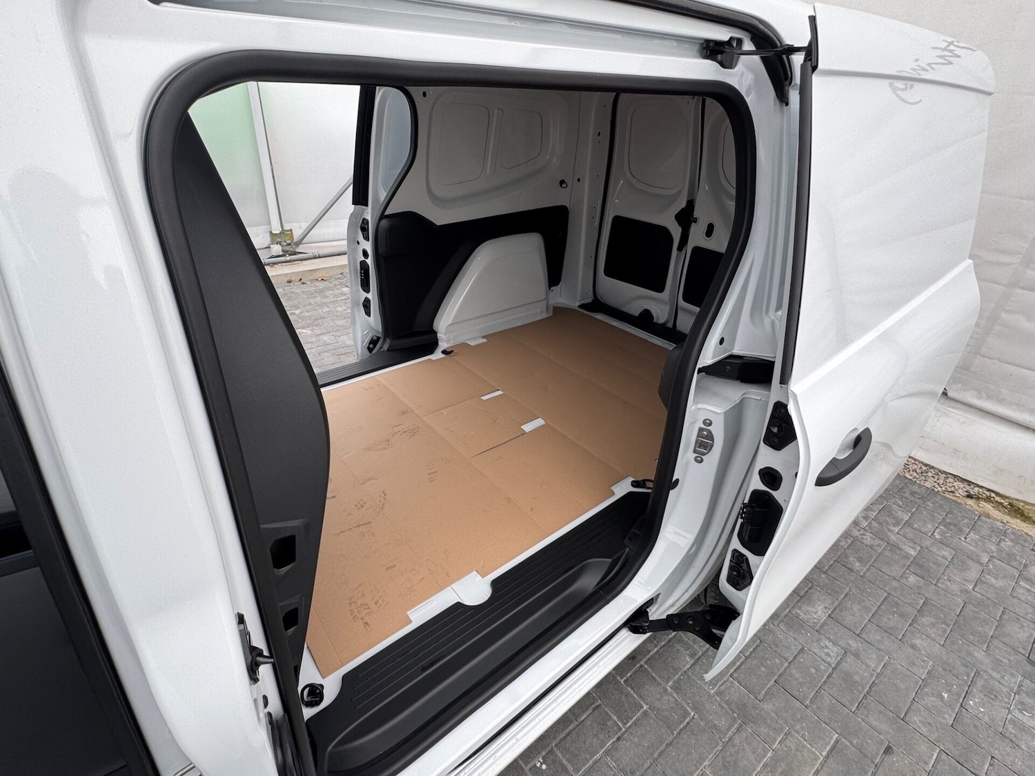 Used Nissan Other 2025 for sale - 76966061: Photo 9