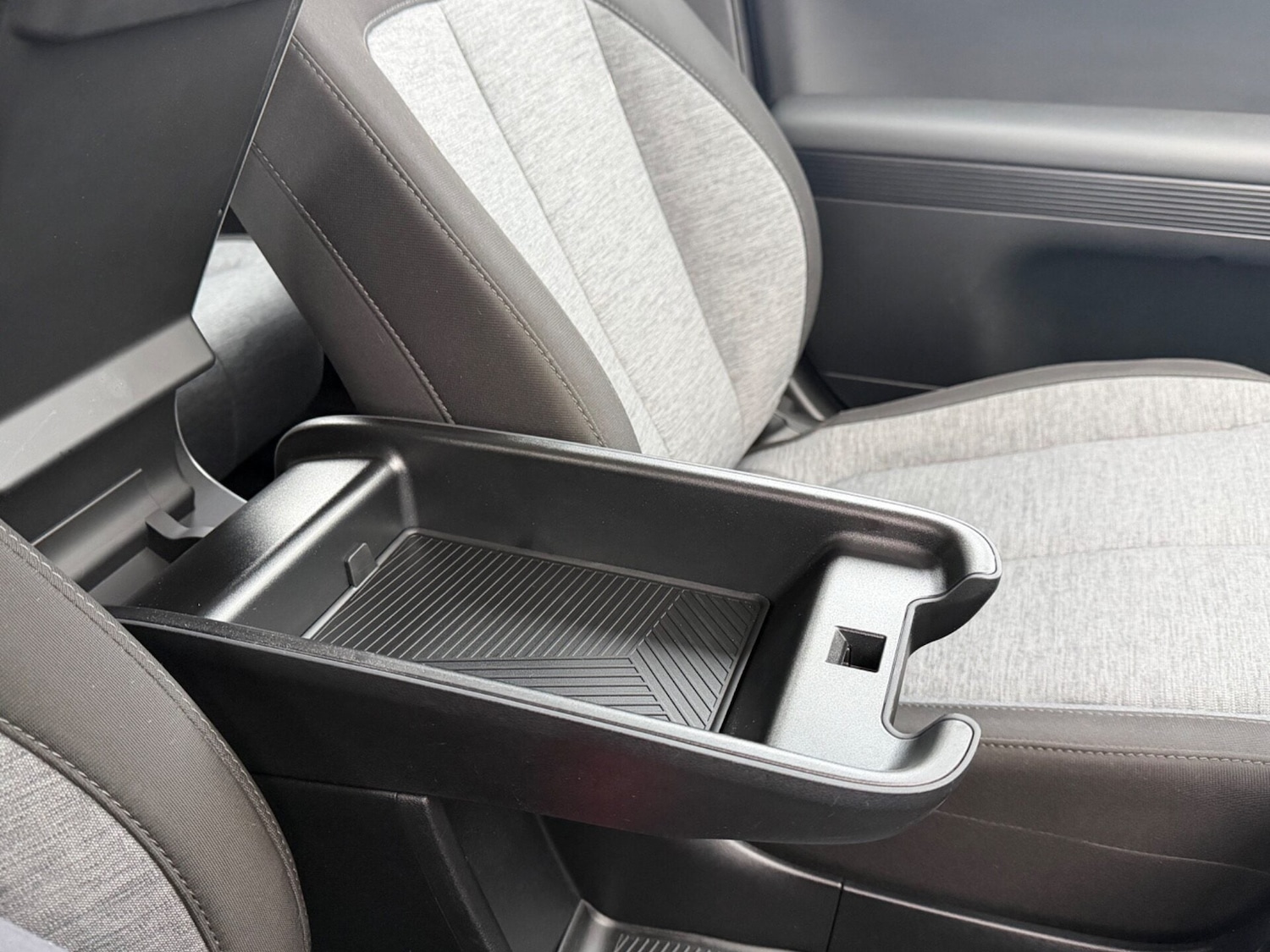 Used Hyundai IONIQ 5 2023 for sale - 77208684: Photo 40