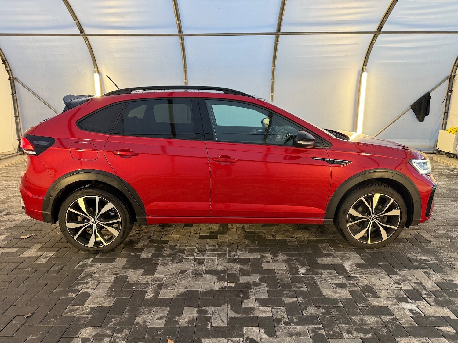 Used Volkswagen Taigo 2022 for sale - 77589889: Photo 2