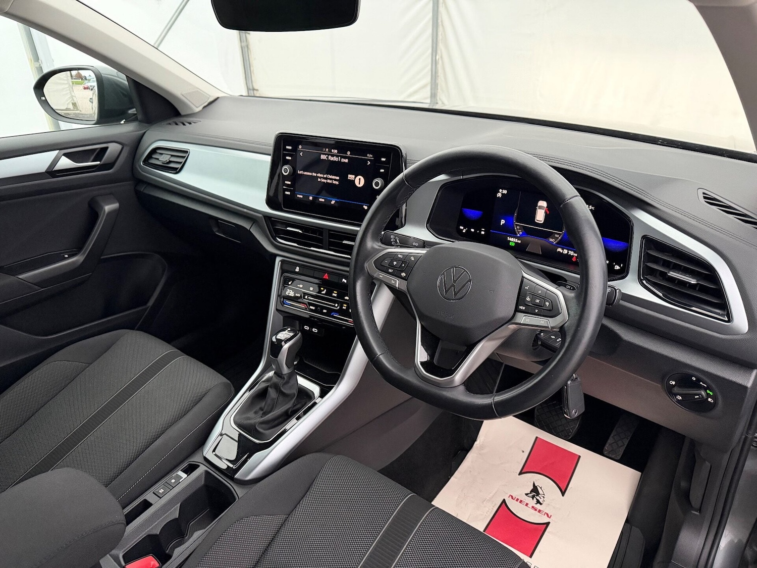 Used Volkswagen T-Roc 2022 for sale - 76966074: Photo 15