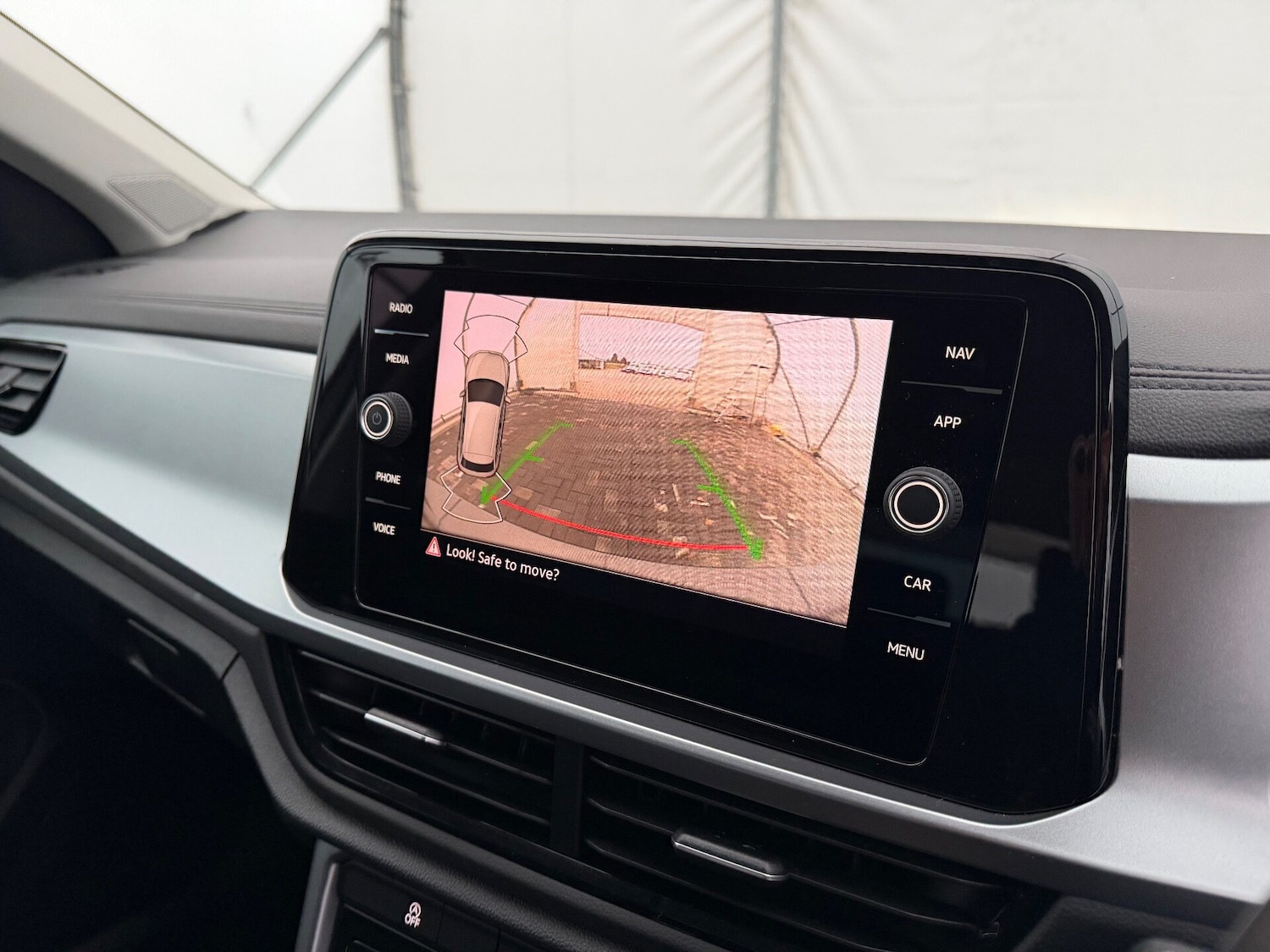 Used Volkswagen T-Roc 2022 for sale - 76966074: Photo 21