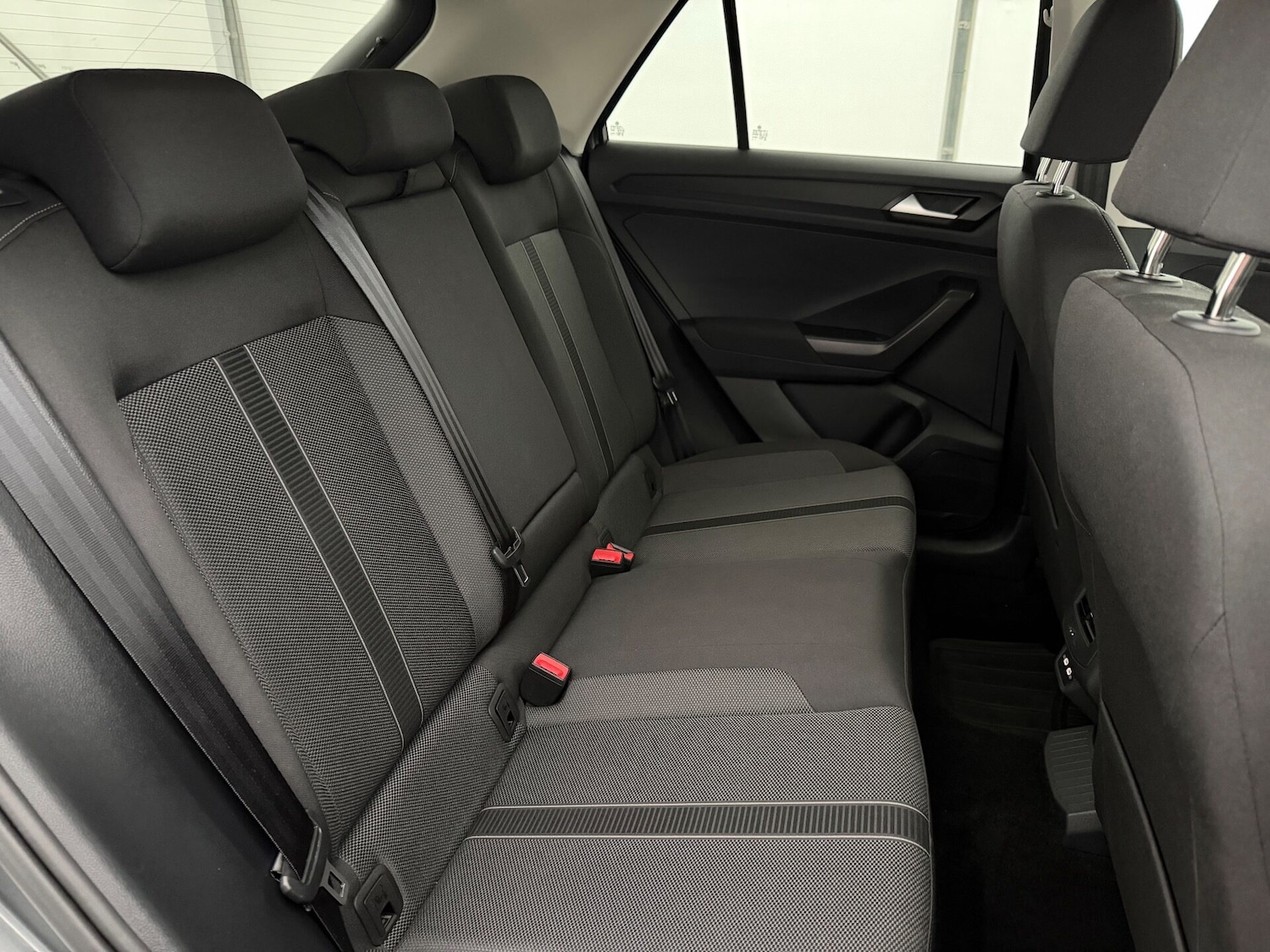 Used Volkswagen T-Roc 2022 for sale - 76966074: Photo 27