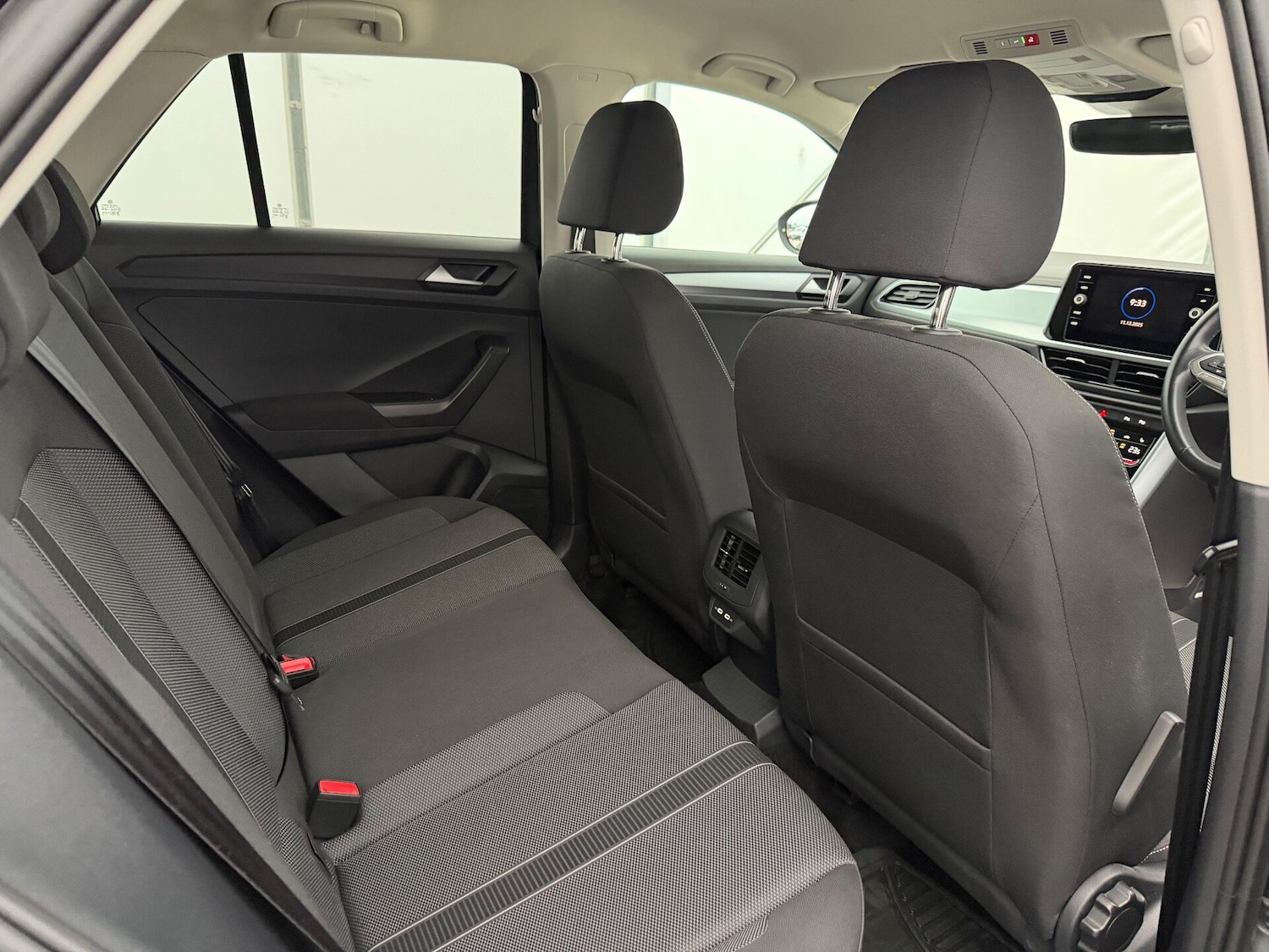 Used Volkswagen T-Roc 2022 for sale - 76966074: Photo 28