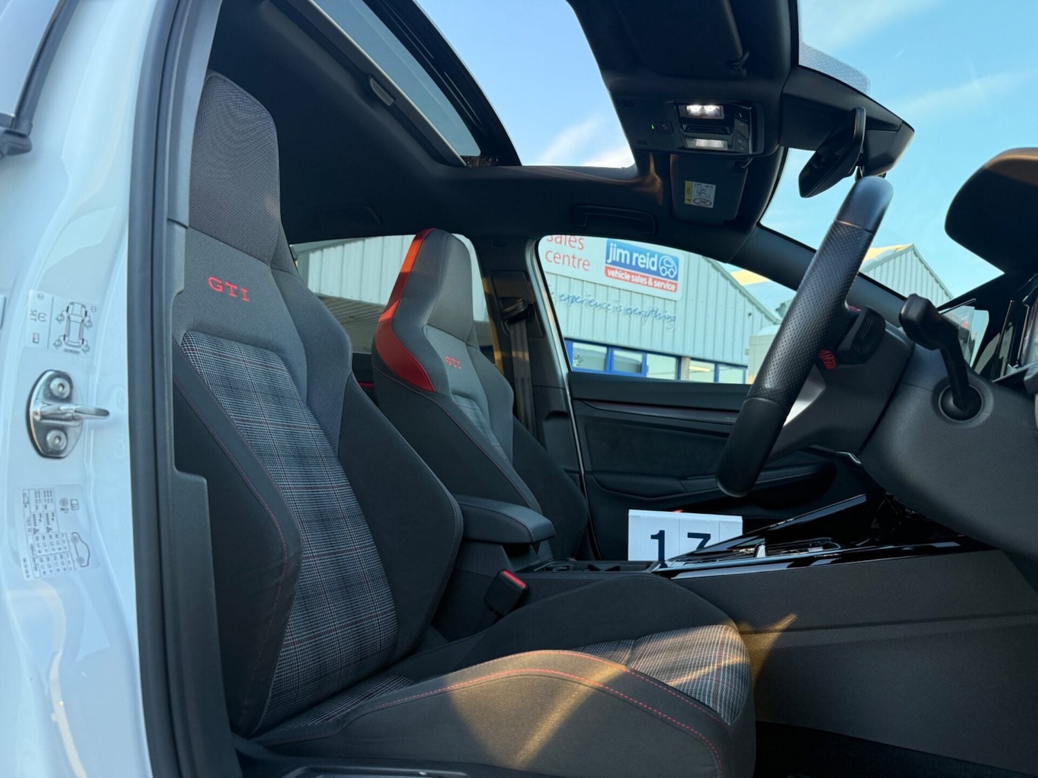 Used Volkswagen Golf 2023 for sale - 77138752: Photo 7