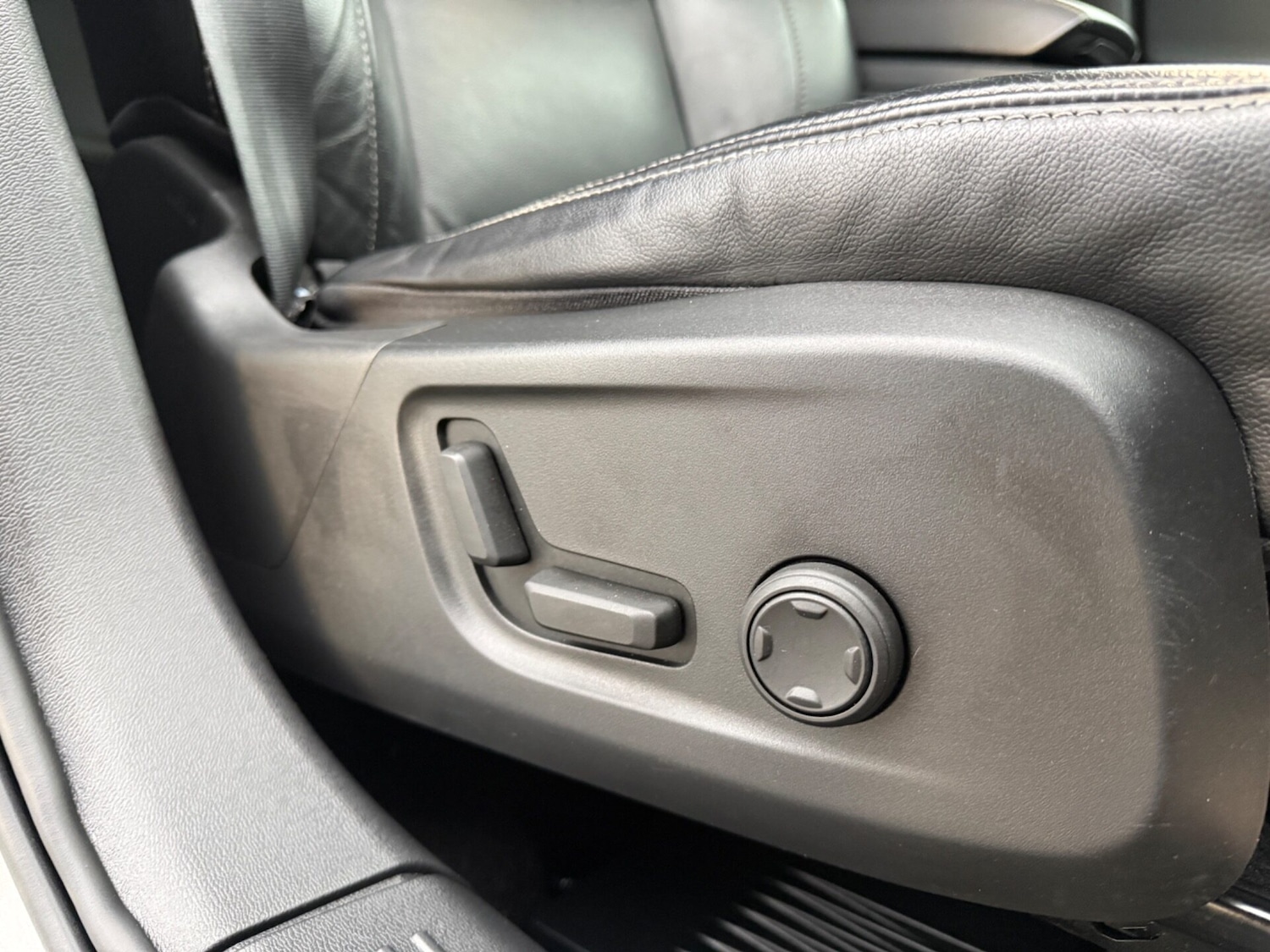 Used Volvo XC40 2022 for sale - 78097911: Photo 16