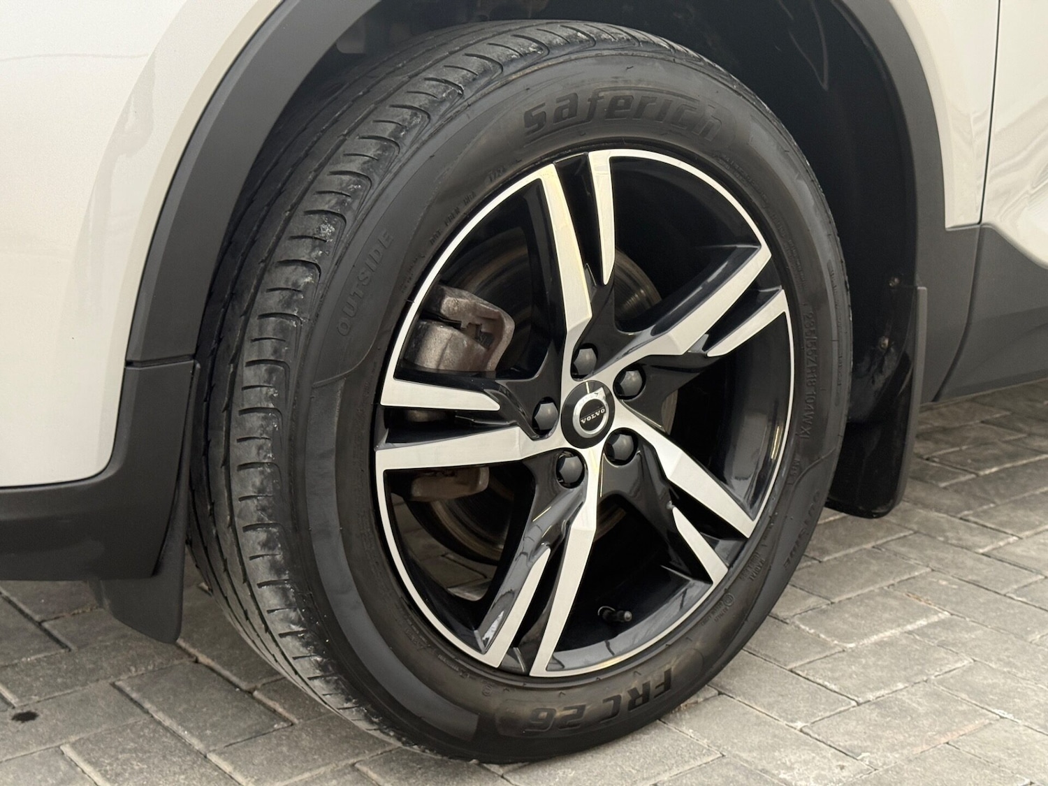 Used Volvo XC40 2022 for sale - 78097911: Photo 4