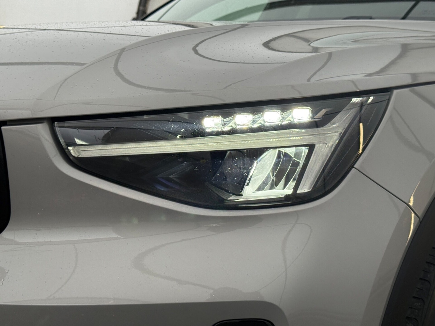 Used Volvo XC40 2022 for sale - 78097911: Photo 5