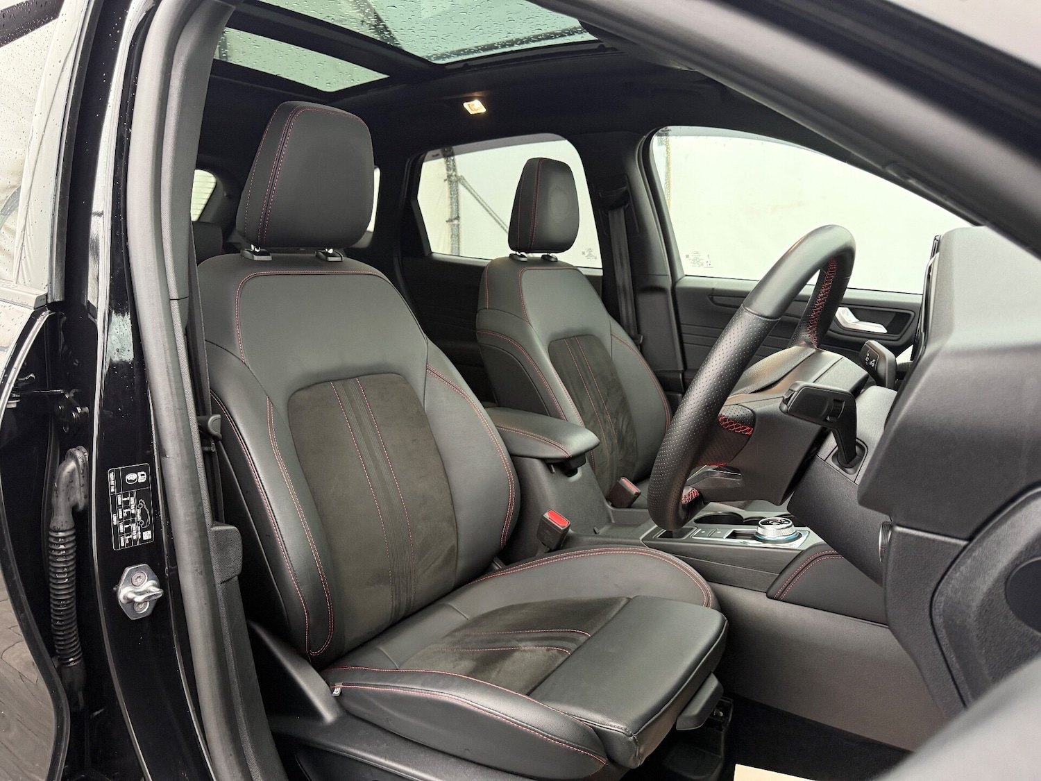 Used Ford Kuga 2024 for sale - 76966081: Photo 17