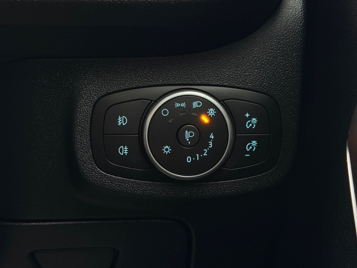 Used Ford Fiesta 2020 for sale - 77034478: Photo 37