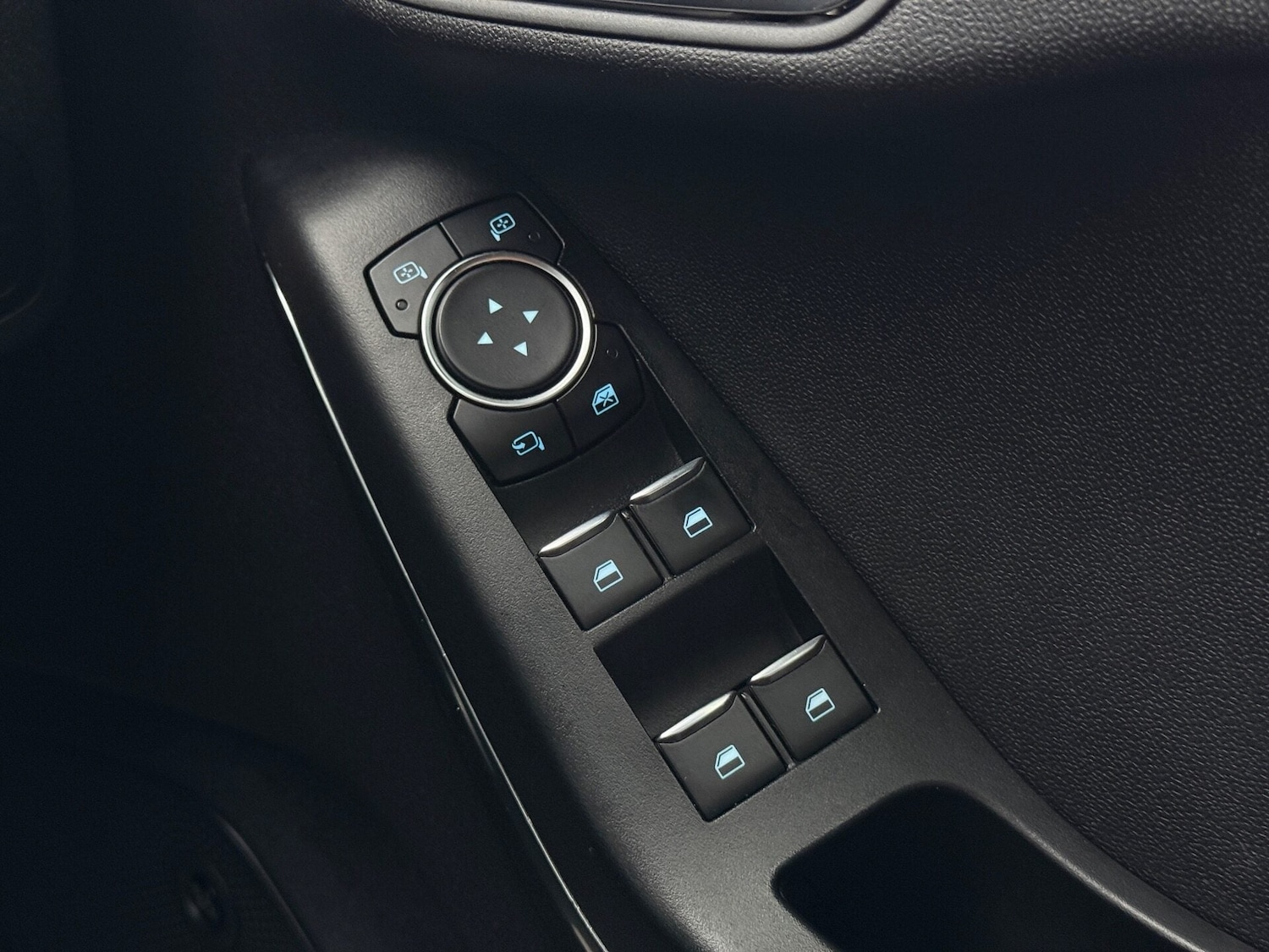 Used Ford Fiesta 2020 for sale - 77034478: Photo 38