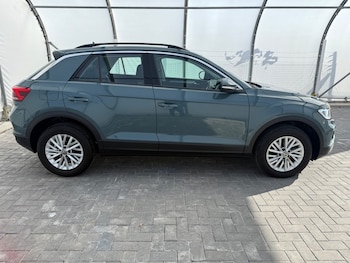Used Volkswagen T-Roc 2023 for sale - 78345484: Photo