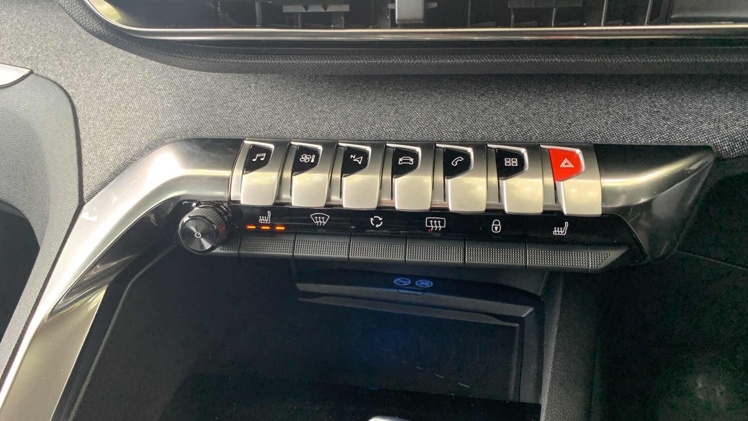 Used Peugeot 3008 2020 for sale - 76168025: Photo 30