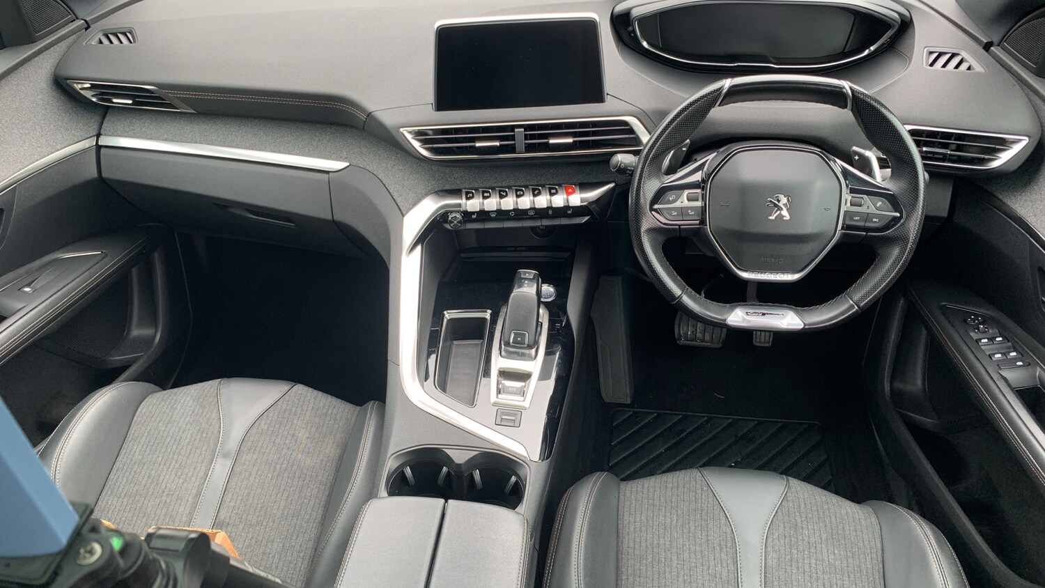 Used Peugeot 3008 2020 for sale - 76168025: Photo 4