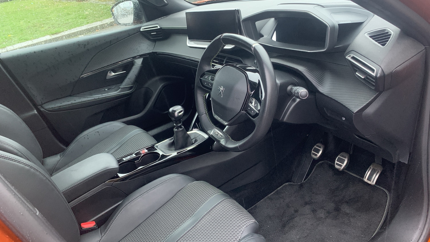 Used Peugeot 2008 2022 for sale - 76659885: Photo 11