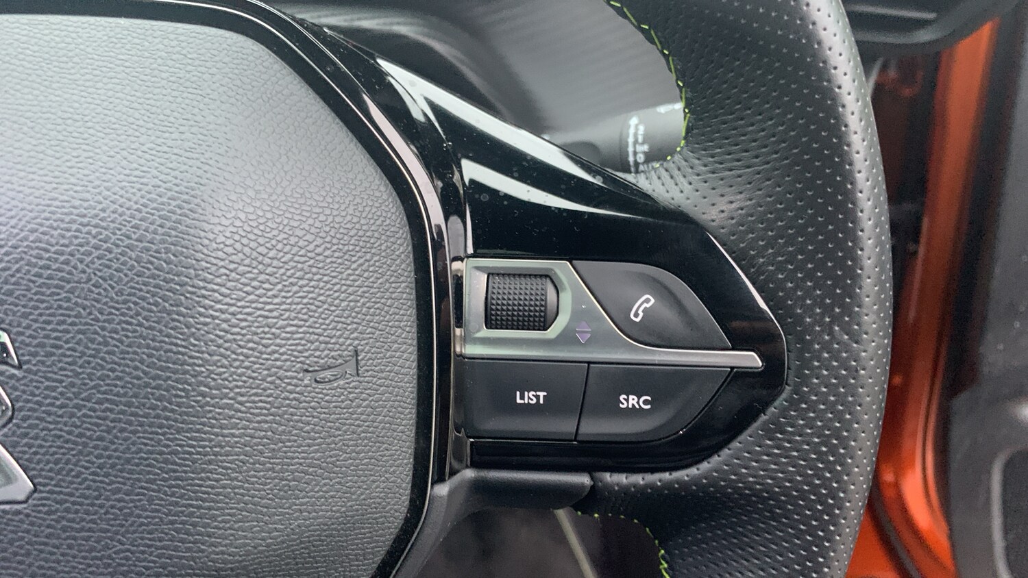 Used Peugeot 2008 2022 for sale - 76659885: Photo 24