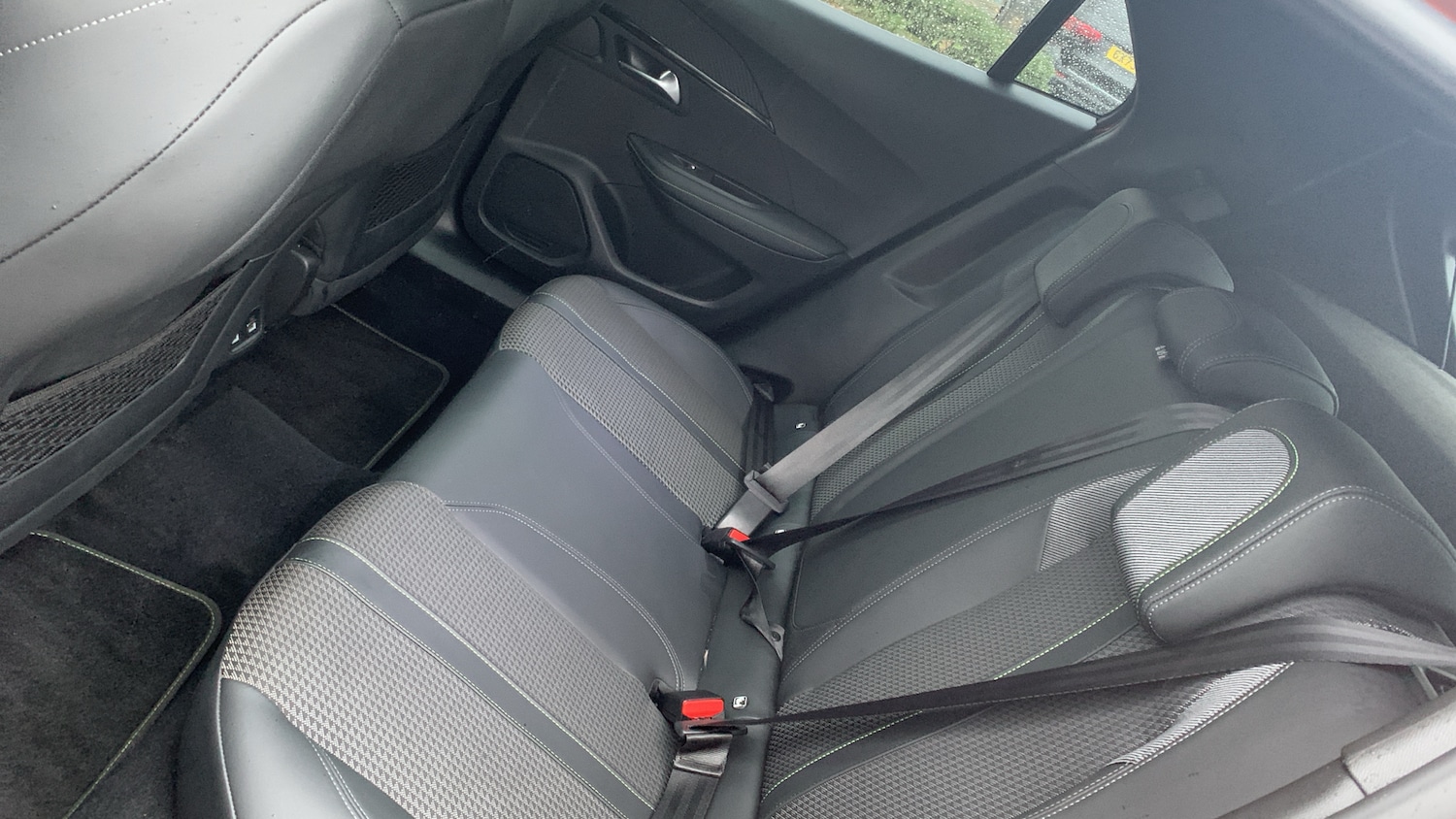 Used Peugeot 2008 2022 for sale - 76659885: Photo 31