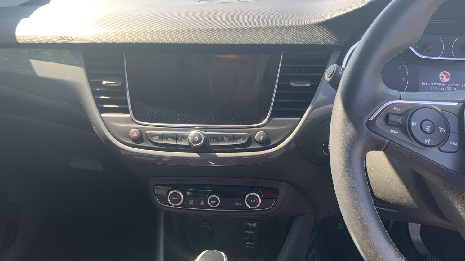 Used Vauxhall Crossland 2022 for sale - 75841035: Photo 10