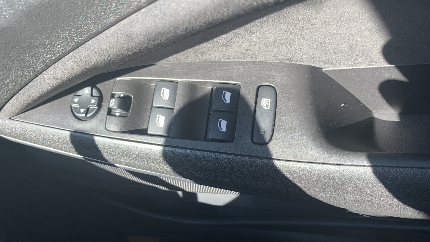 Used Vauxhall Crossland 2022 for sale - 75841035: Photo 22