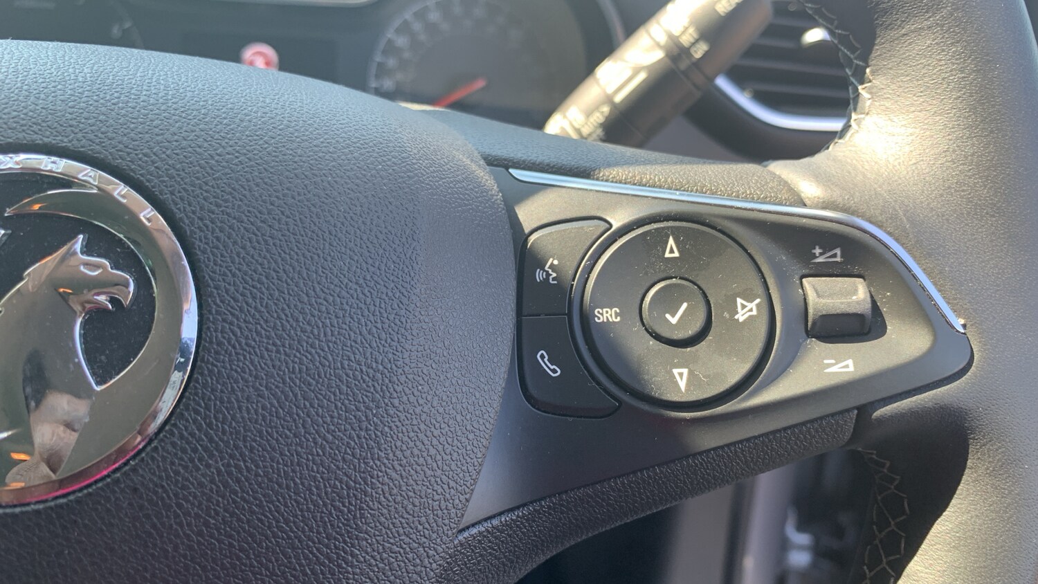 Used Vauxhall Crossland 2022 for sale - 75841035: Photo 24