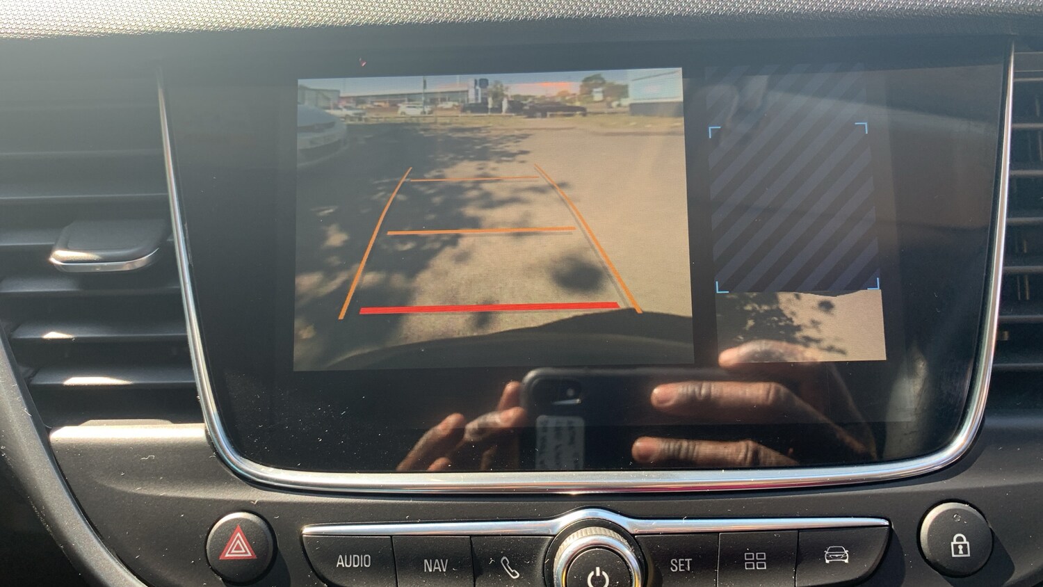 Used Vauxhall Crossland 2022 for sale - 75841035: Photo 29